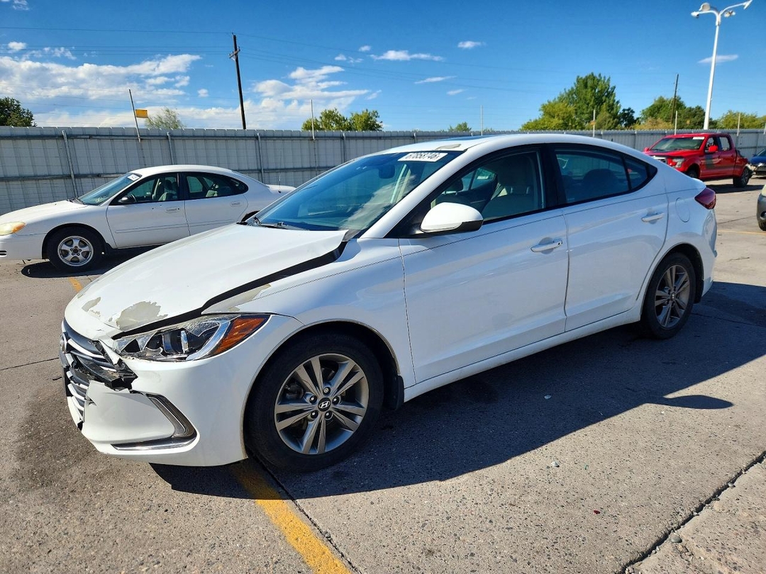 منظر 2018 HYUNDAI ELANTRA VALUE EDITION، زاوية 1