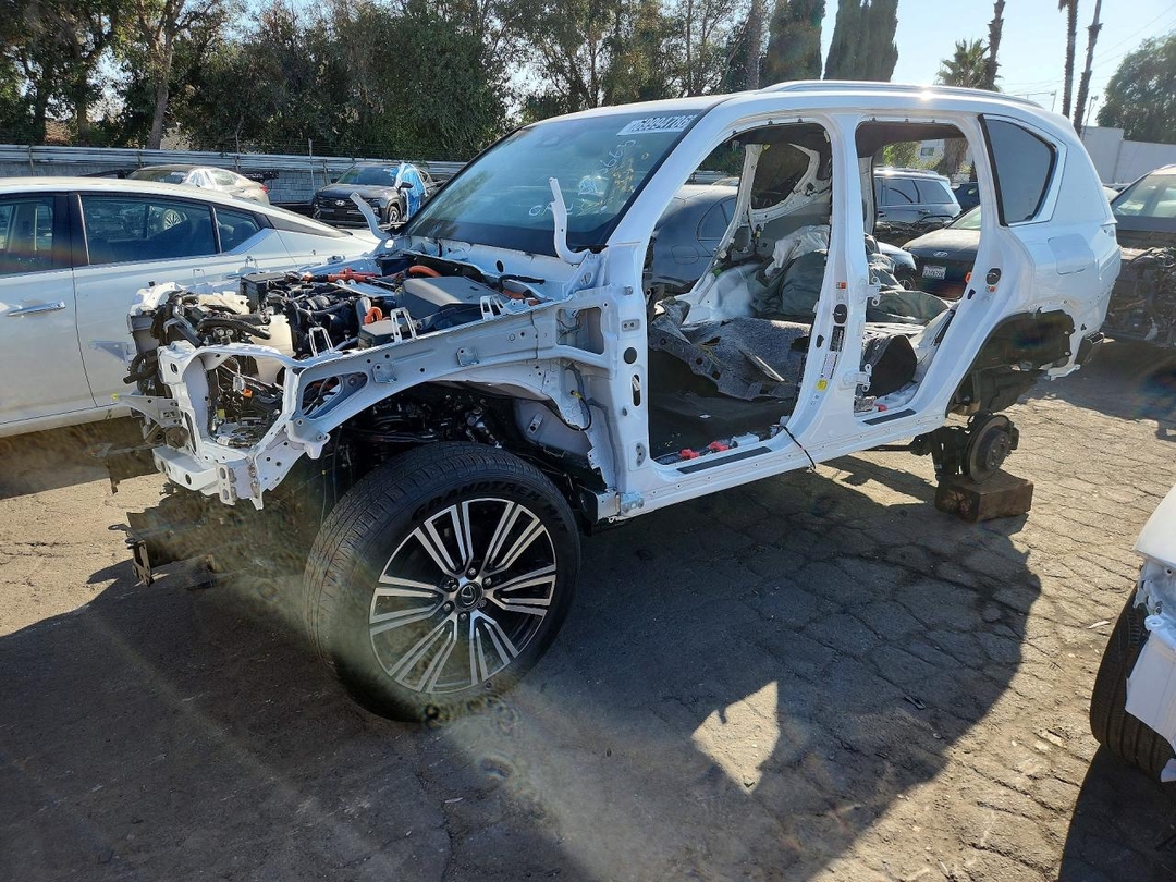 Vue de 2026 LEXUS LX 700H LUXURY, angle 1