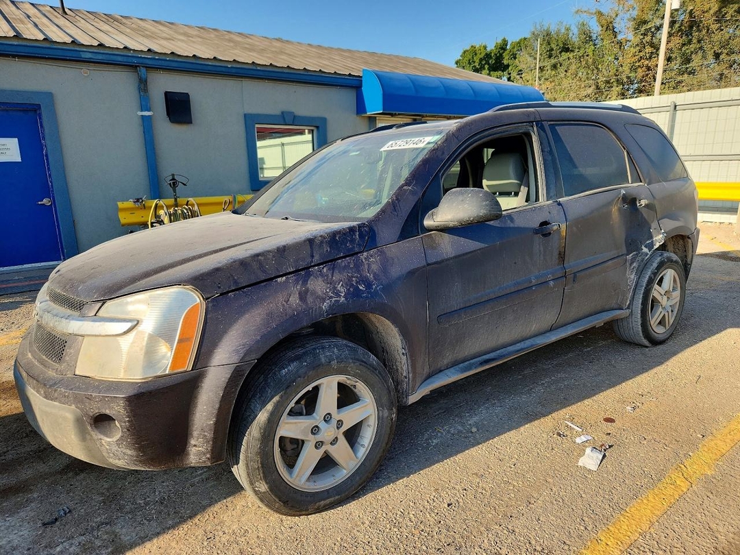 Vue de 2005 CHEVROLET EQUINOX LT, angle 1