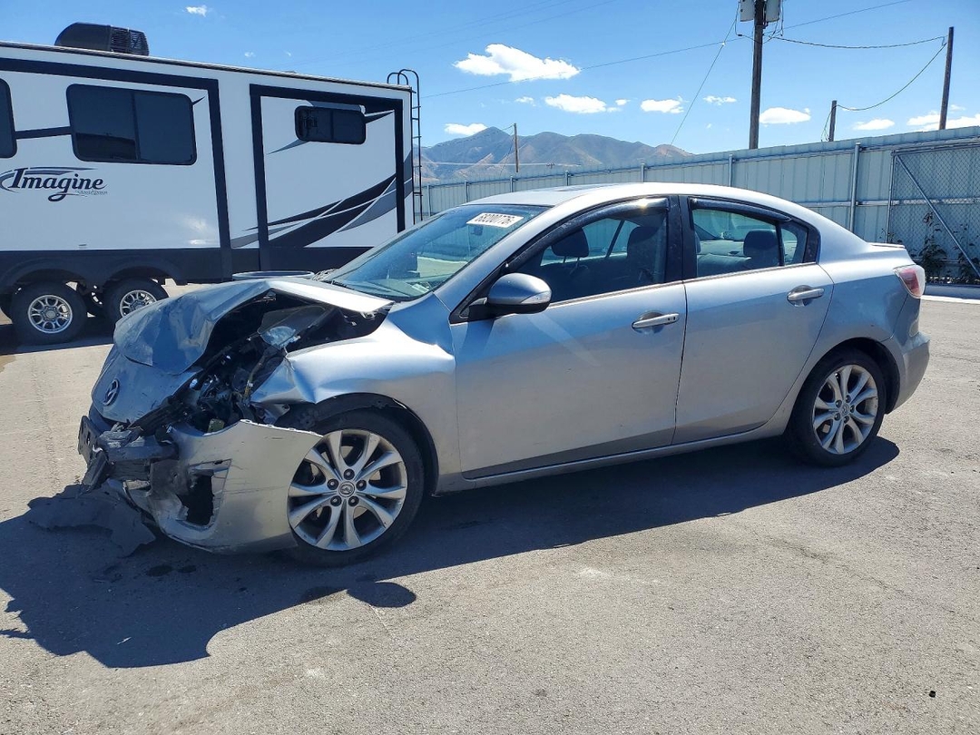 Вид 2010 MAZDA 3 S, угол 1