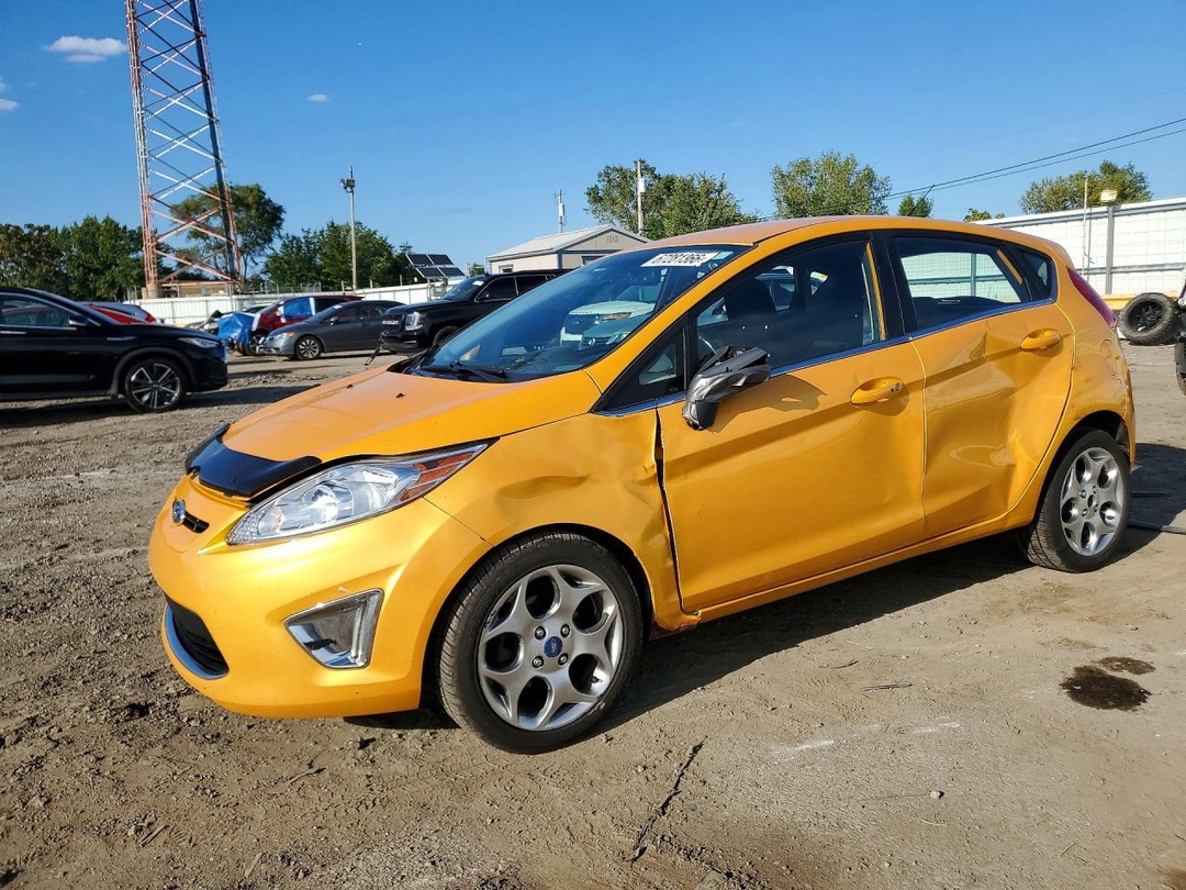 Vista de 2011 FORD FIESTA SES, ángulo 1