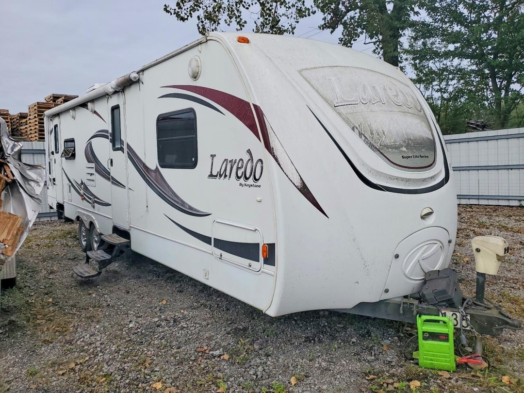 Vue de 2011 KEYSTONE LAREDO CAMPER, angle 1