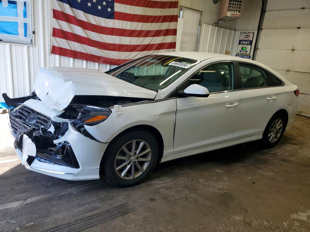 Vue de 2019 HYUNDAI SONATA SE, angle 1