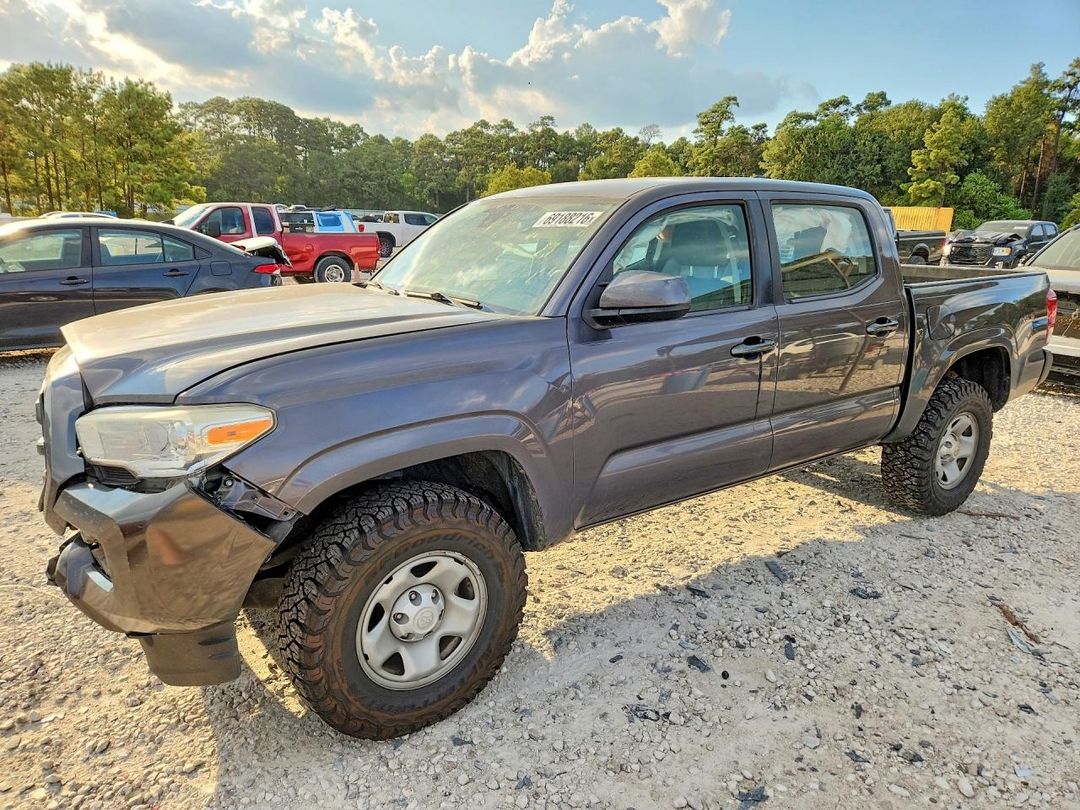 Vue de 2018 TOYOTA TACOMA SR, angle 1