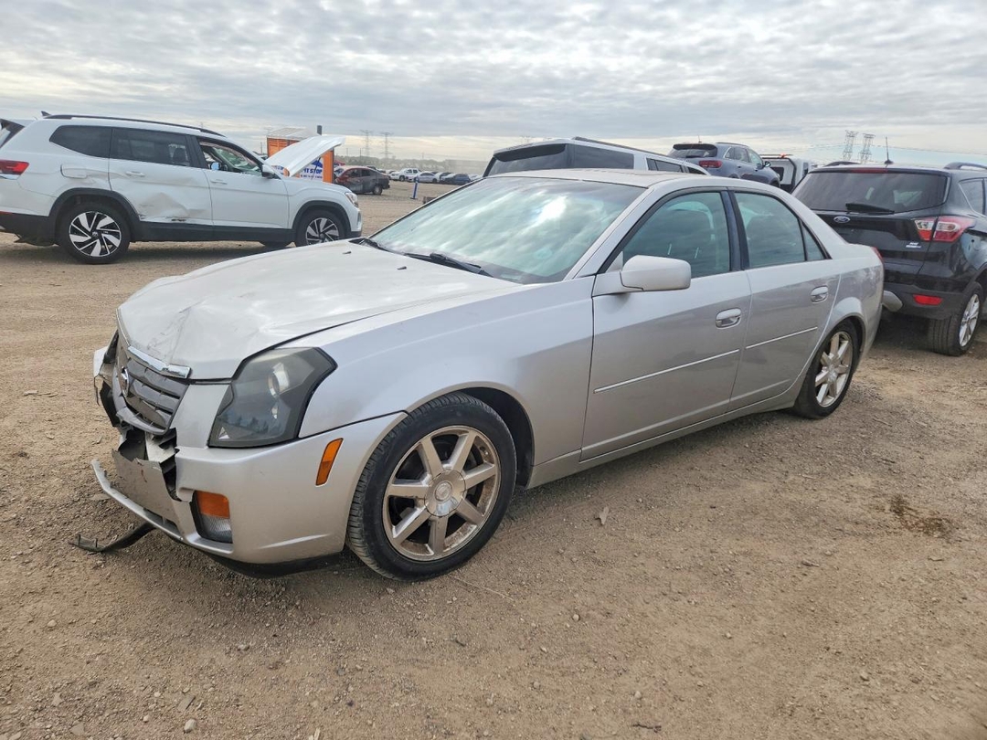 Вид 2004 CADILLAC CTS, угол 1