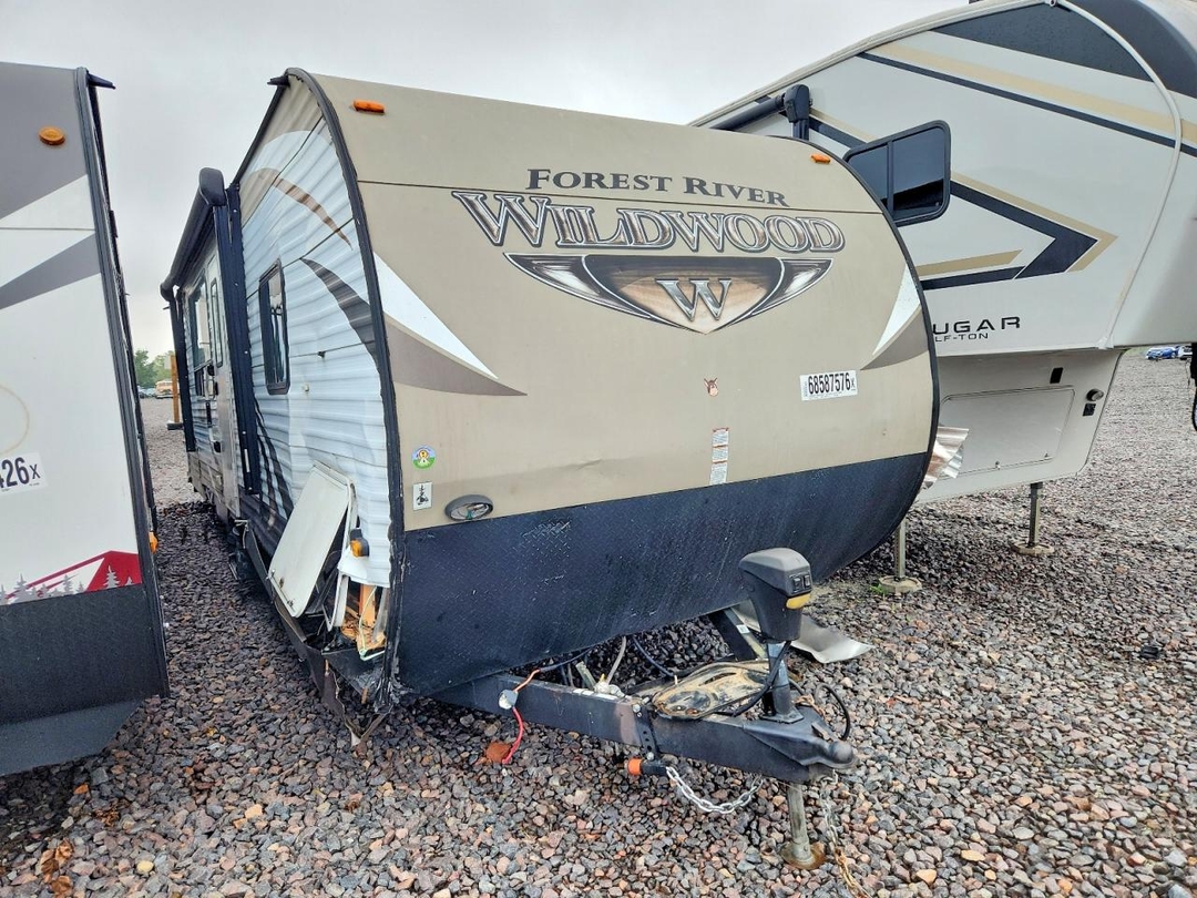Vue de 2016 FOREST RIVER WILDWOOD X CAMPER, angle 1