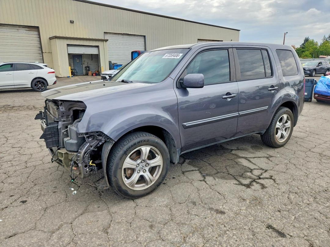 Вид 2014 HONDA PILOT EXL, угол 1
