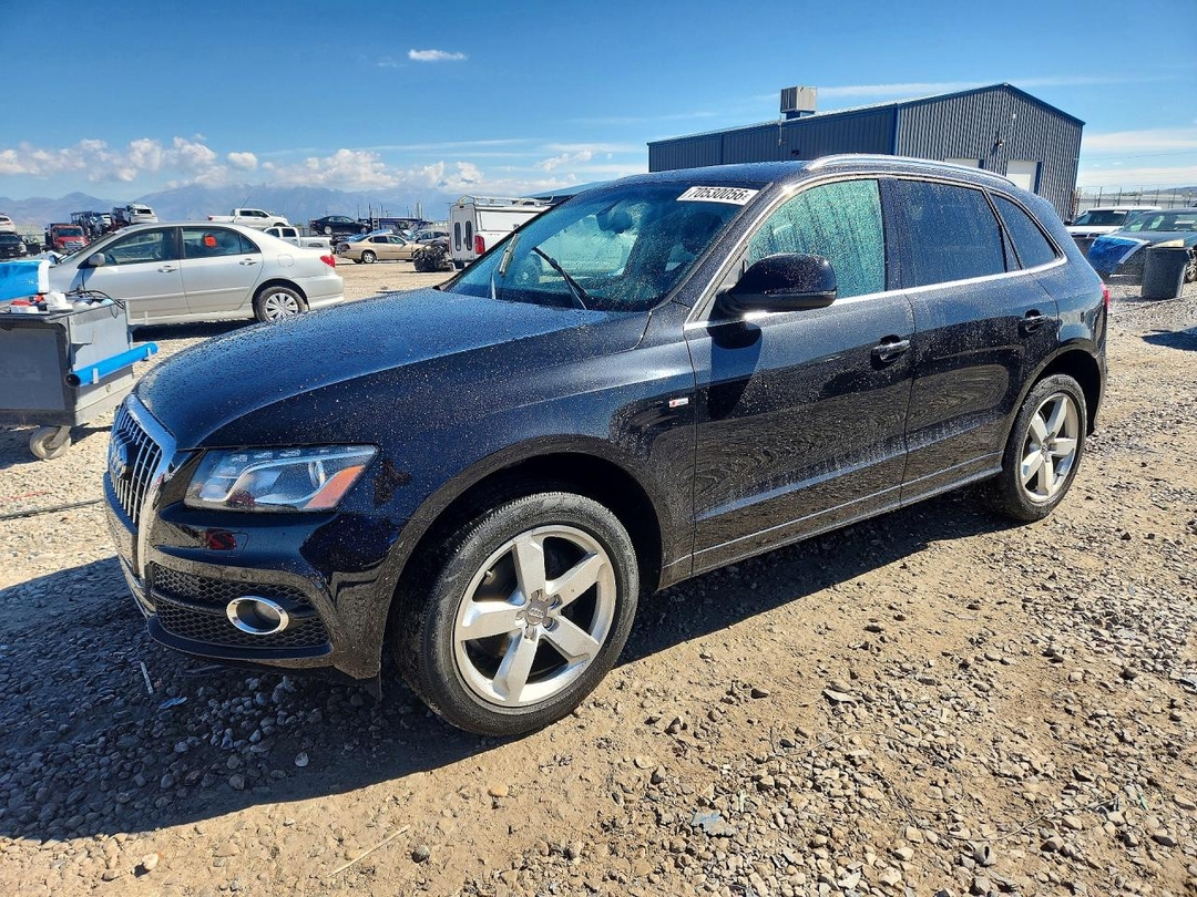 Vue de 2012 AUDI Q5 PREMIUM PLUS, angle 1