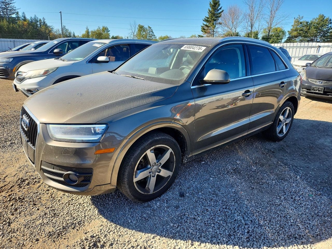 Vedere 2015 AUDI Q3 PREMIUM PLUS, unghi 1