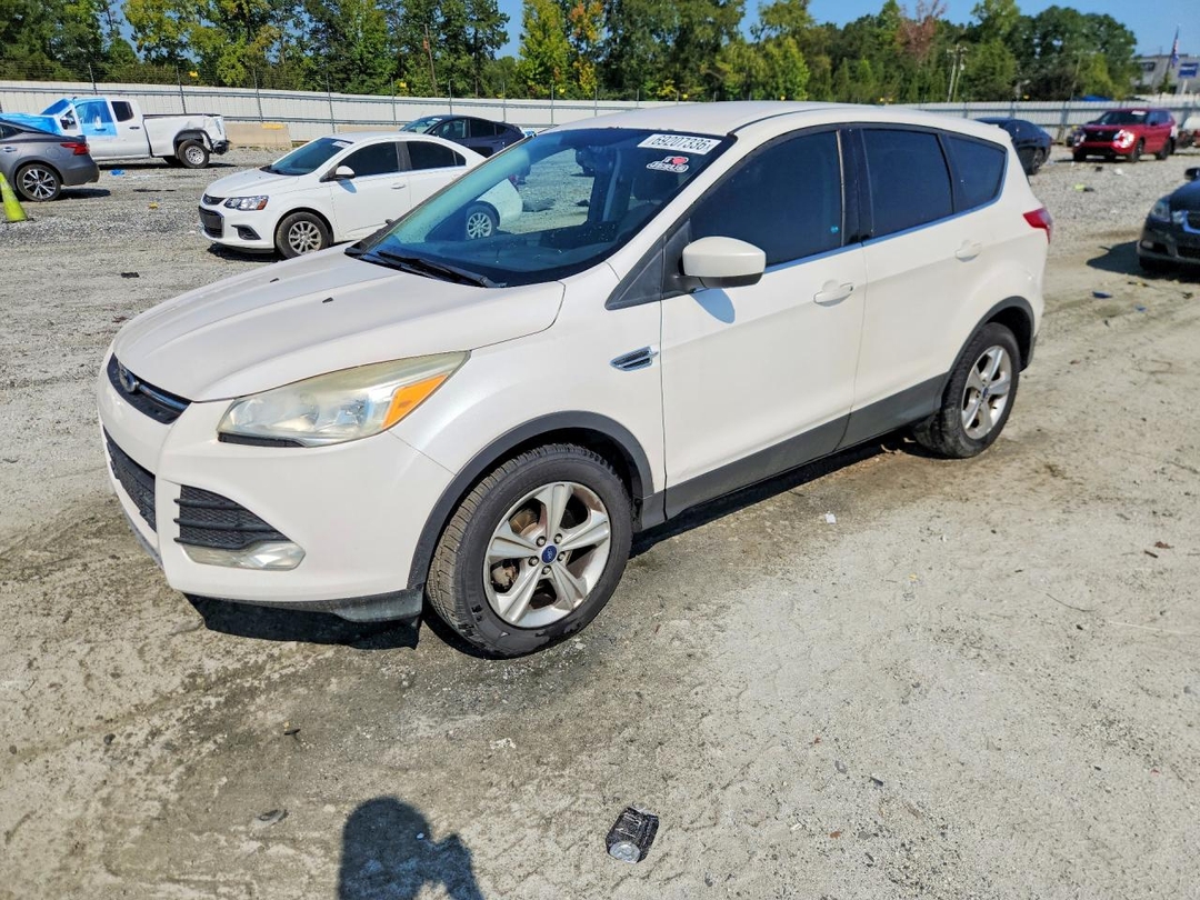 منظر 2016 FORD ESCAPE SE، زاوية 1
