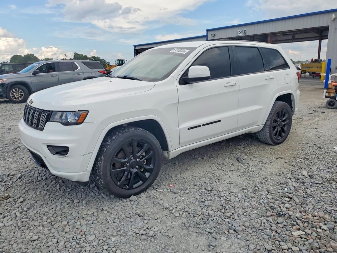 Vista de 2021 JEEP GRAND CHEROKEE LAREDO, ángulo 1