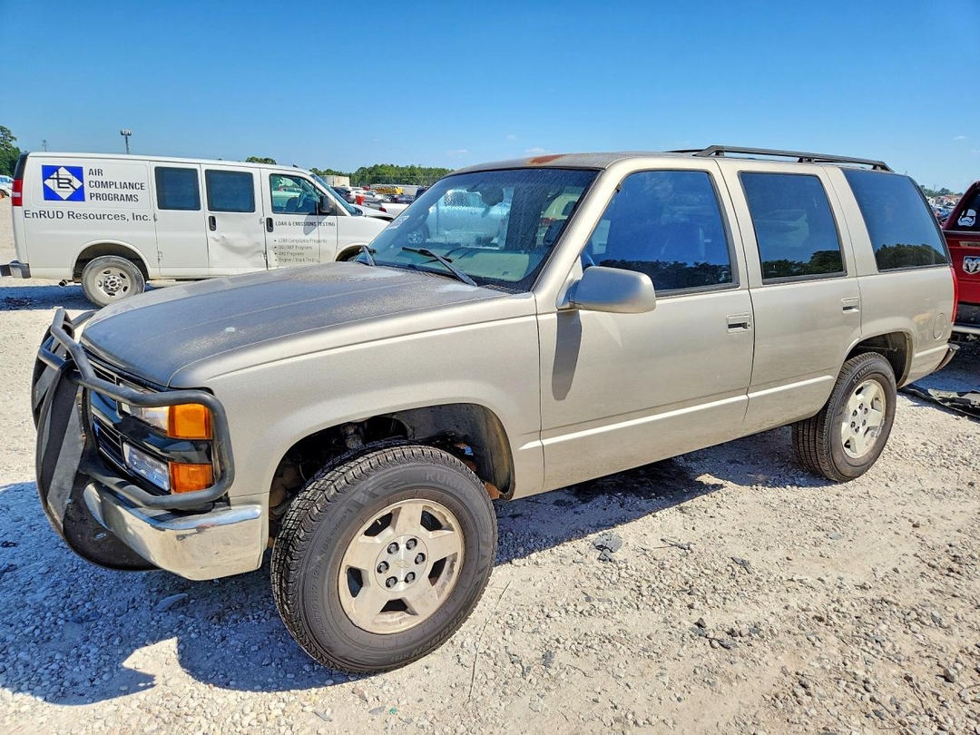 Vista de 1999 CHEVROLET TAHOE K1500, ángulo 1