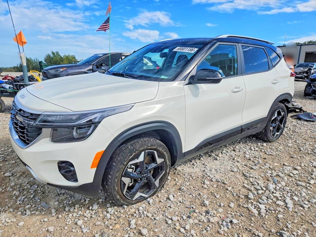 Вид 2026 KIA SELTOS S, угол 1