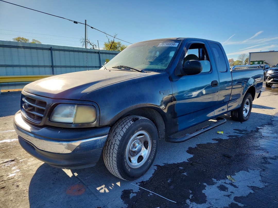 Vue de 2000 FORD F150, angle 1