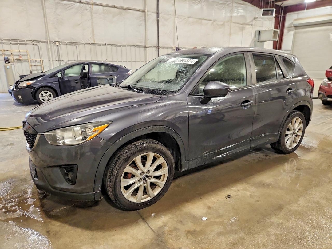 Vista de 2014 MAZDA CX-5 GT, ángulo 1