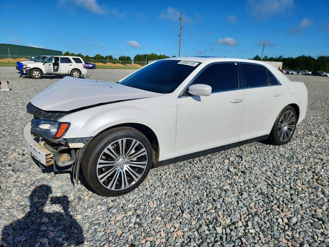 منظر 2013 CHRYSLER 300 300S V6، زاوية 1