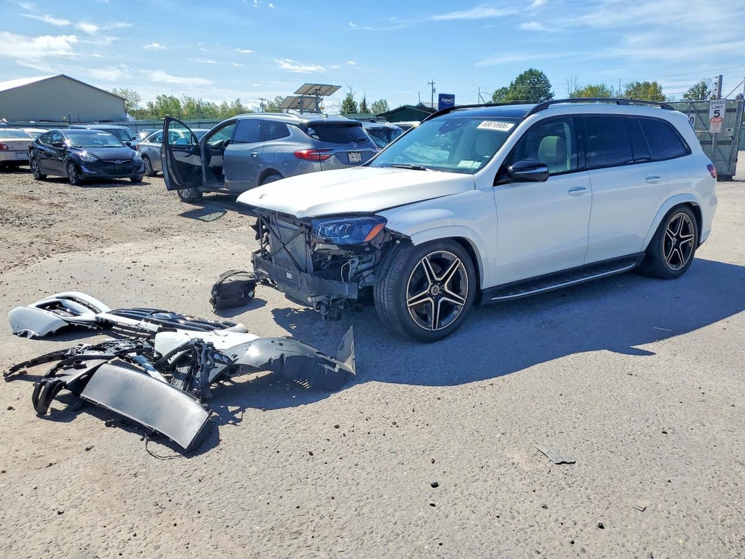 Vue de 2024 MERCEDES-BENZ GLS 450 4MATIC, angle 1