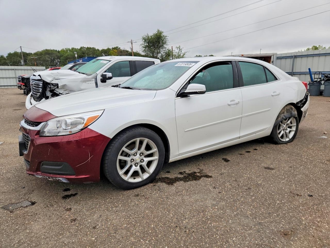 Vue de 2016 CHEVROLET MALIBU LIMITED LT, angle 1