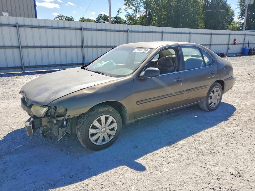 Vue de 1998 NISSAN ALTIMA XE, angle 1