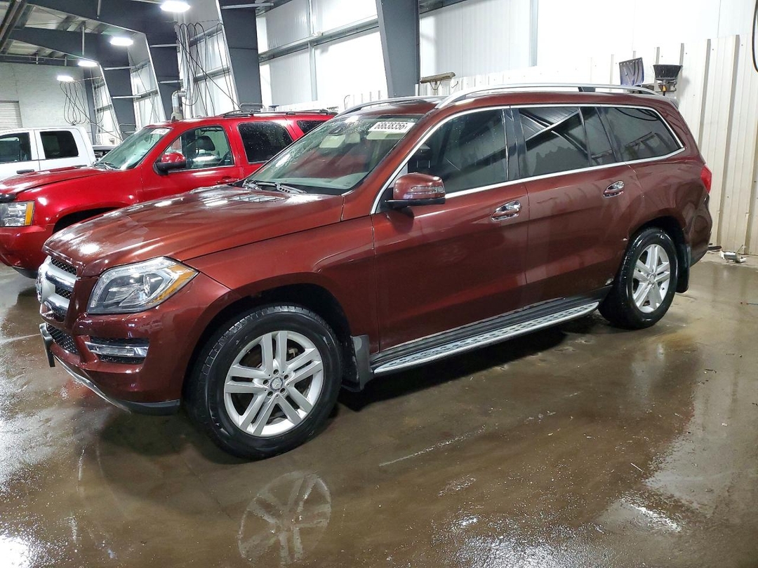 Vedere 2015 MERCEDES-BENZ GL 450 4MATIC, unghi 1