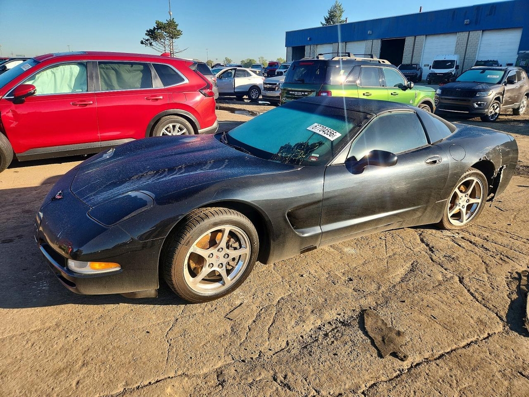 Vue de 2004 CHEVROLET CORVETTE, angle 1