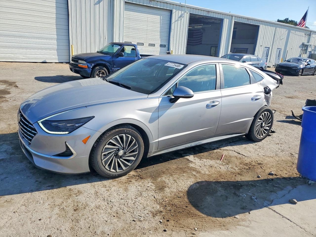 Vue de 2023 HYUNDAI SONATA HYBRID SEL, angle 1