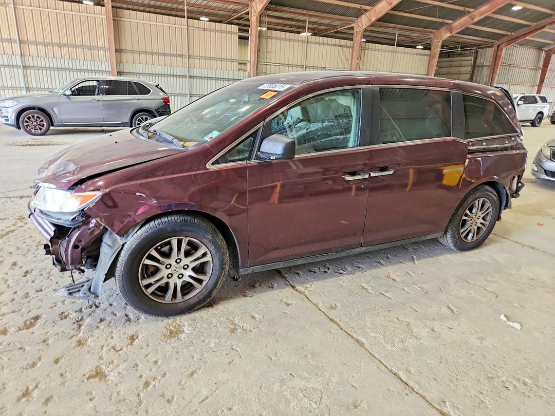 Vista de 2011 HONDA ODYSSEY EXL, ángulo 1