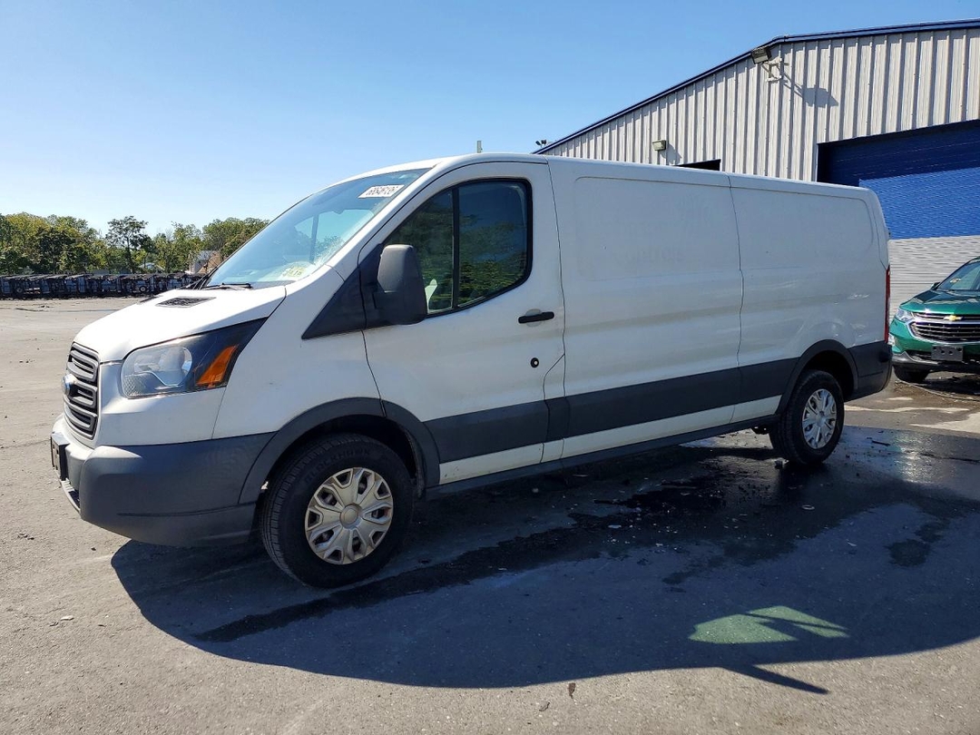 Vue de 2017 FORD TRANSIT T-350, angle 1