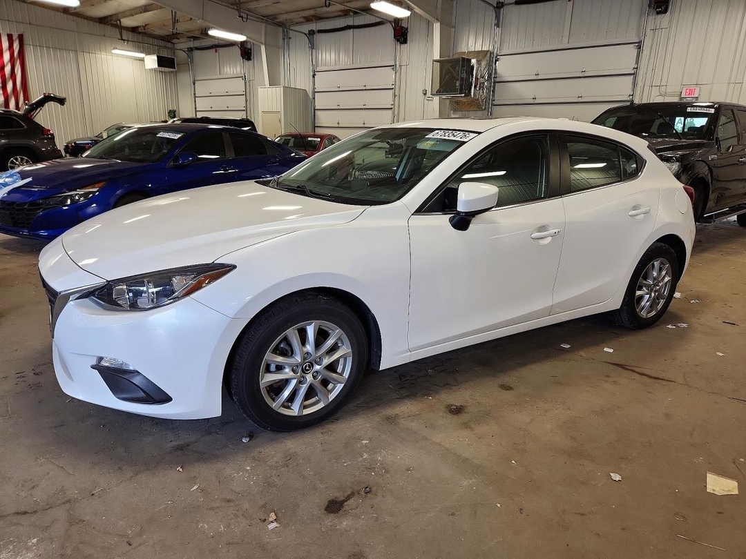 Вид 2014 MAZDA 3 GRAND TOURING, угол 1