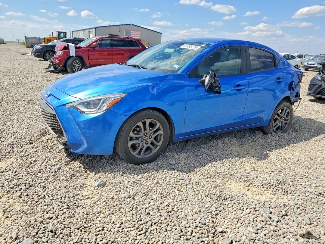 Vedere 2019 TOYOTA YARIS XLE, unghi 1