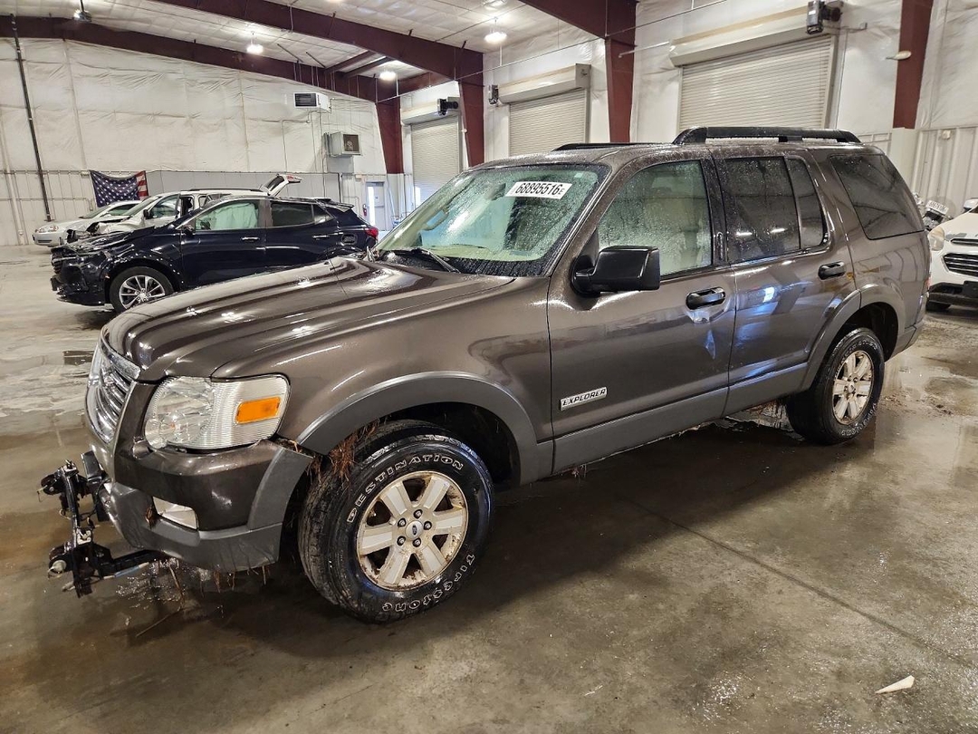 منظر 2006 FORD EXPLORER XLT، زاوية 1