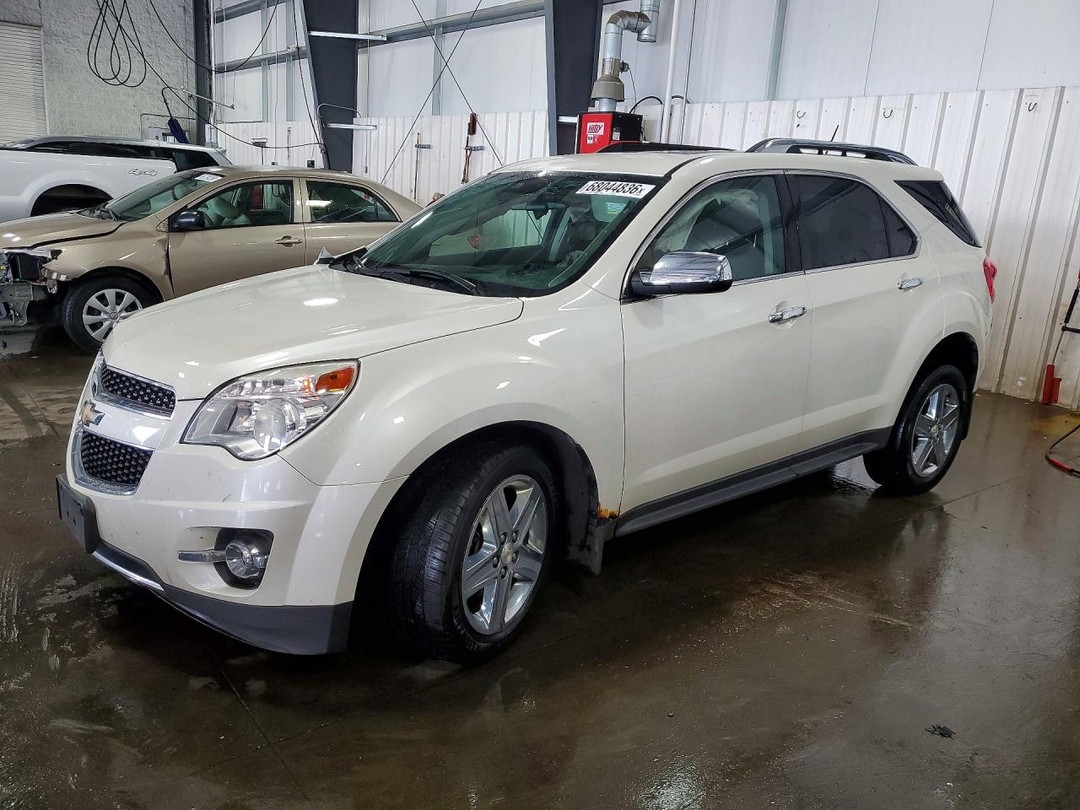 Vue de 2015 CHEVROLET EQUINOX LTZ, angle 1