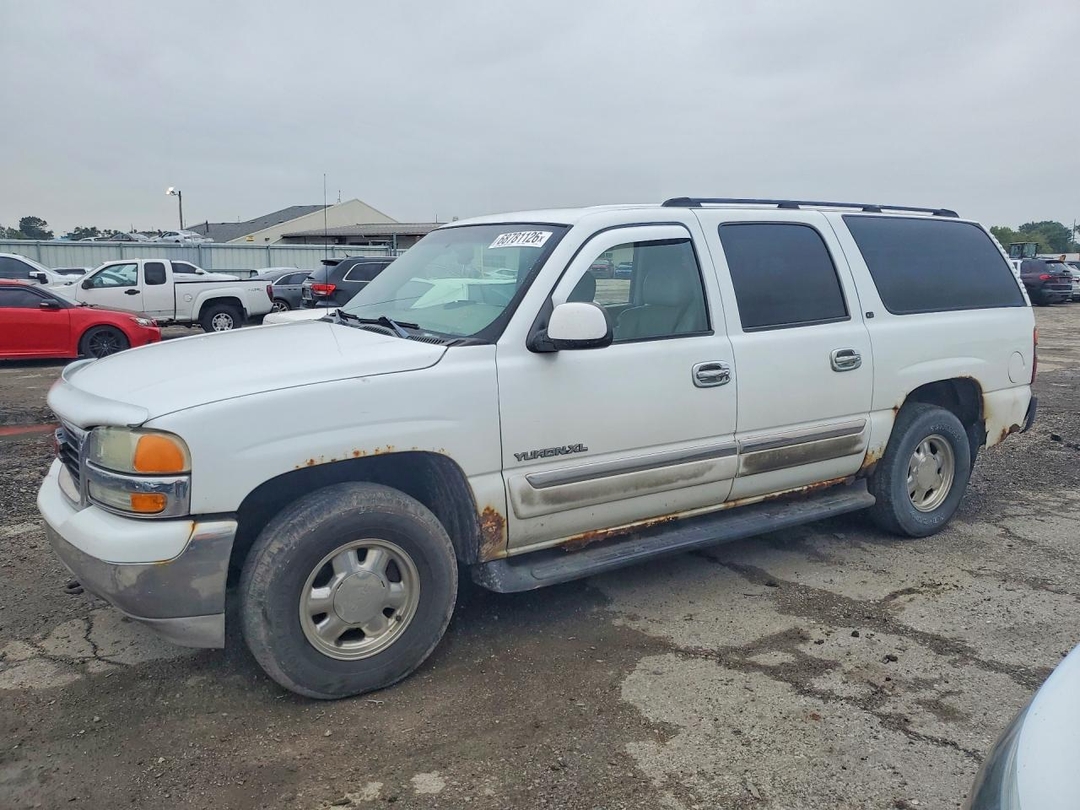 Vue de 2003 GMC YUKON XL K1500, angle 1