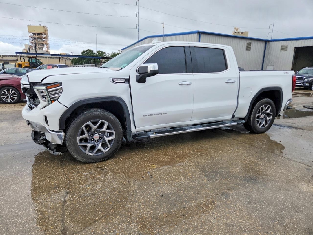 Vista de 2025 GMC SIERRA K1500 SLT, ángulo 1