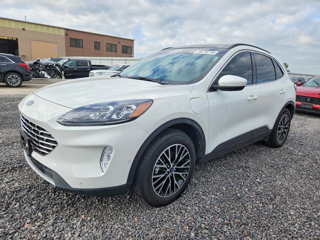 Vue de 2022 FORD ESCAPE TITANIUM, angle 1