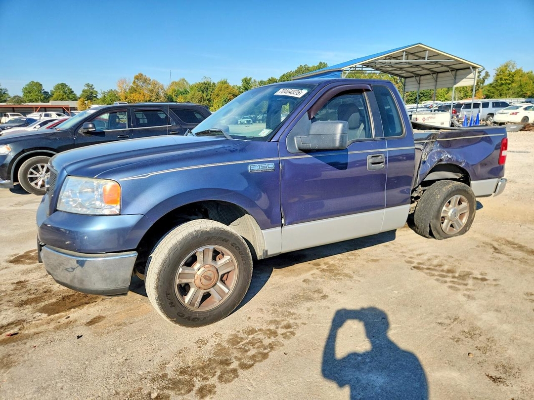 Вид 2005 FORD F150 XLT, угол 1