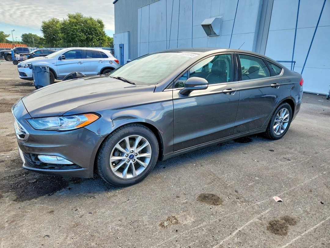 منظر 2017 FORD FUSION SE، زاوية 1