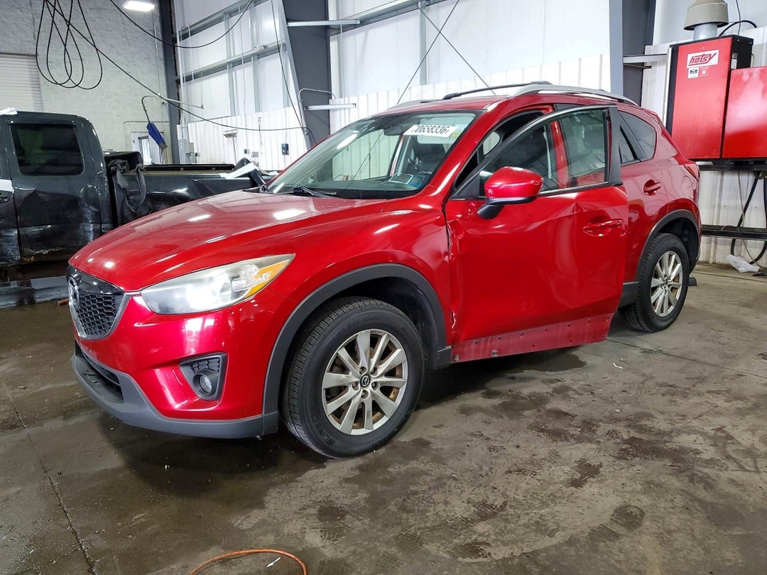 Vue de 2014 MAZDA CX-5 TOURING, angle 1