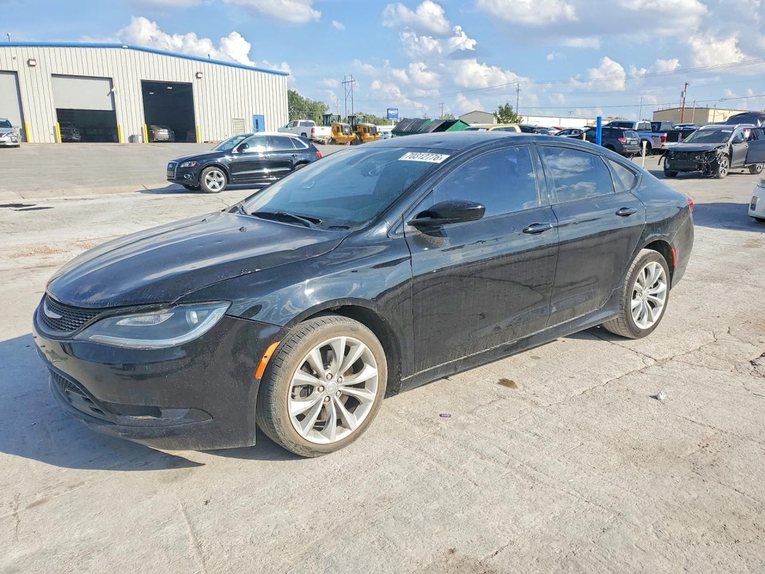 منظر 2015 CHRYSLER 200 S، زاوية 1