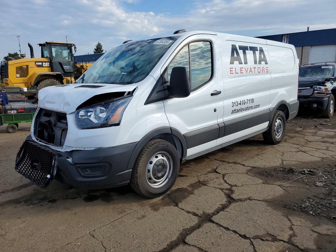 Vue de 2026 FORD TRANSIT T-150, angle 1