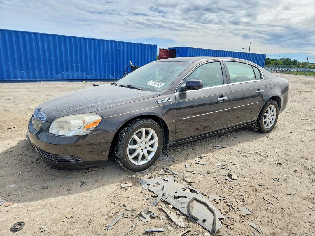 Vue de 2008 BUICK LUCERNE, angle 1