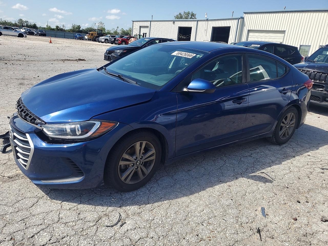 Vista de 2017 HYUNDAI ELANTRA SE, ángulo 1