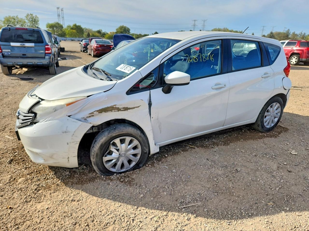 منظر 2015 NISSAN VERSA NOTE S PLUS، زاوية 1