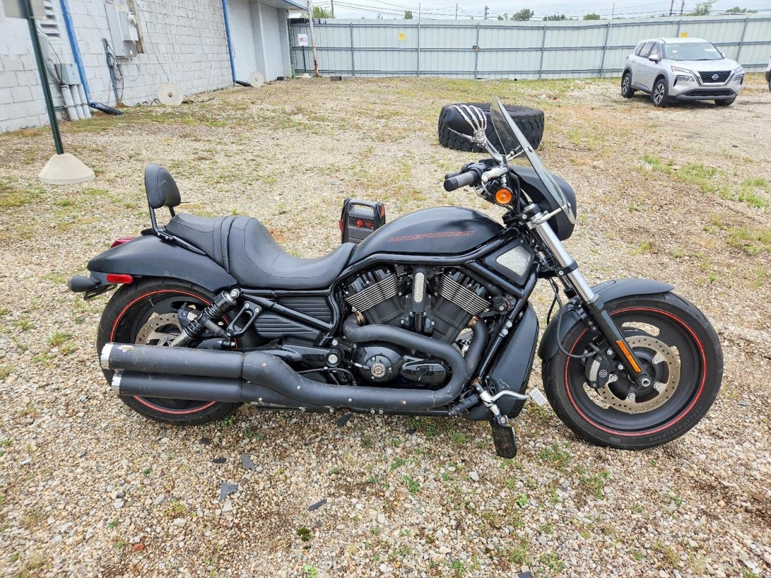 Vue de 2008 HARLEY-DAVIDSON VRSCDX, angle 1