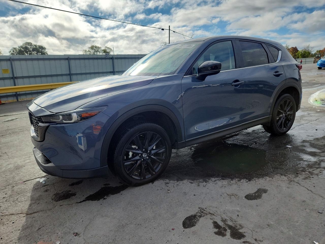 Vue de 2025 MAZDA CX-5 PREFERRED, angle 1