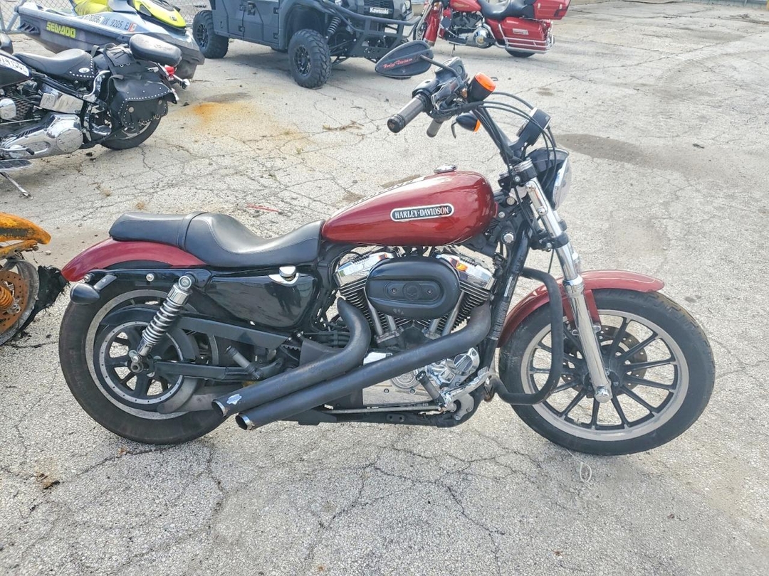 Вид 2009 HARLEY-DAVIDSON XL1200 L, угол 1
