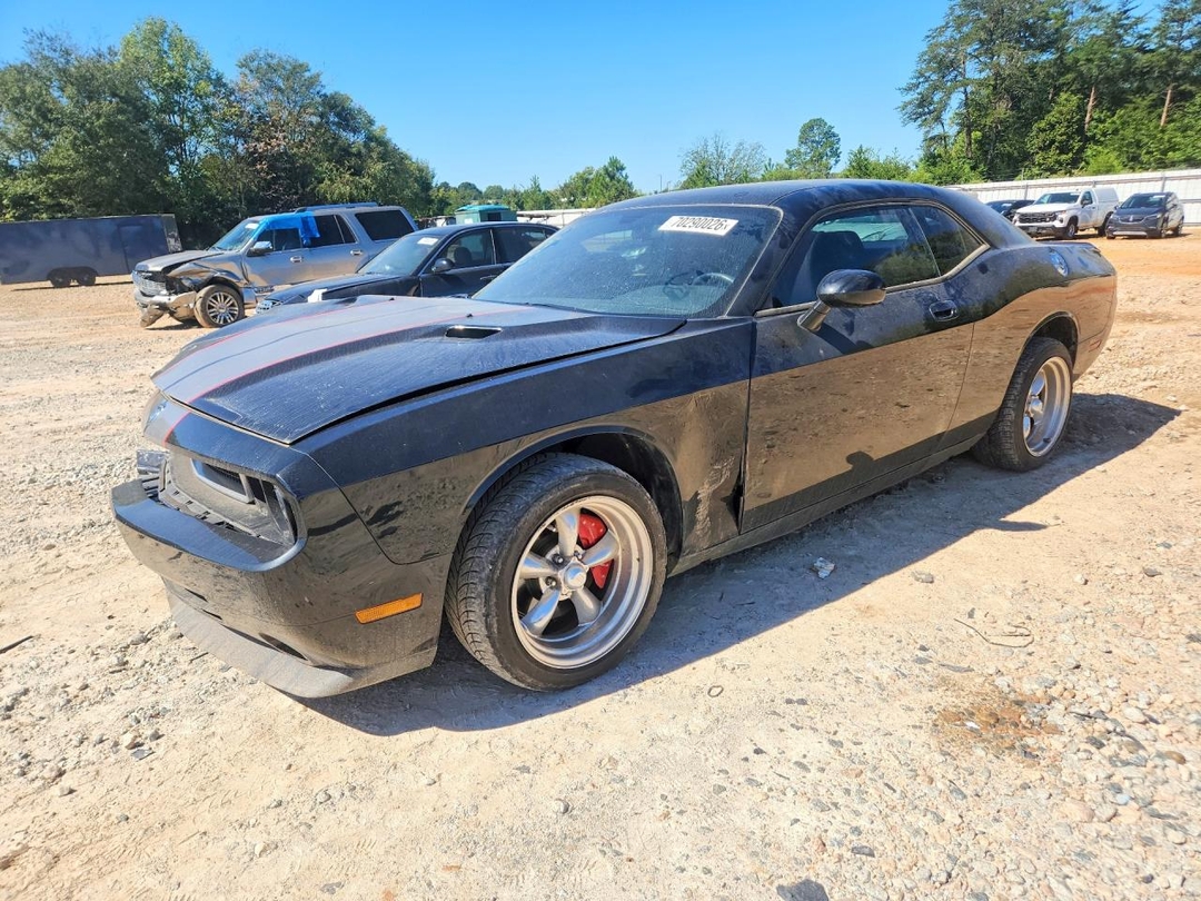 Vue de 2010 DODGE CHALLENGER SE, angle 1