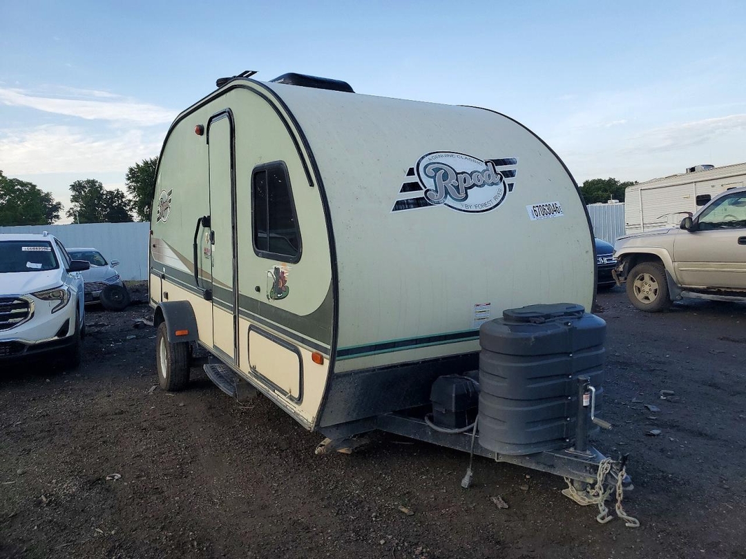منظر 2016 FOREST RIVER RPOD CAMPER، زاوية 1