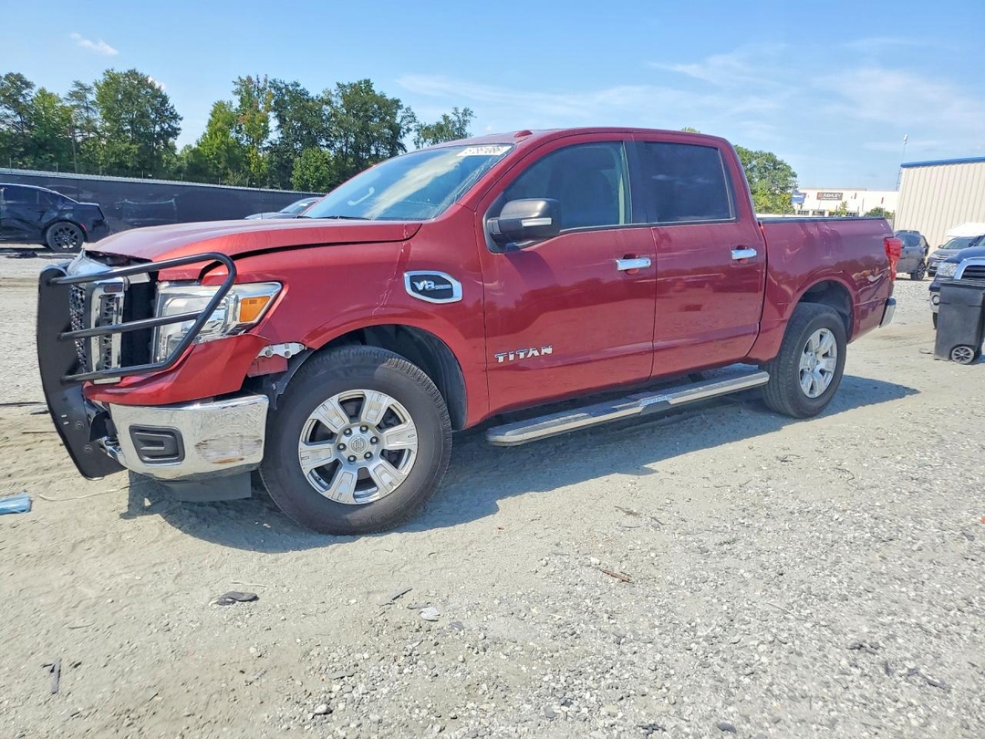 Vue de 2017 NISSAN TITAN S, angle 1