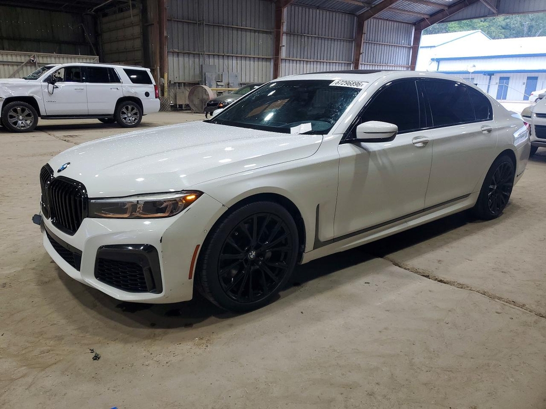 Vue de 2020 BMW 740 I, angle 1